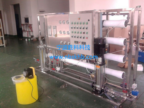 余姚力邦新能源2T H電子純水設(shè)備介紹